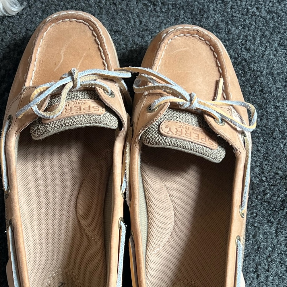 Sperry boat shoes